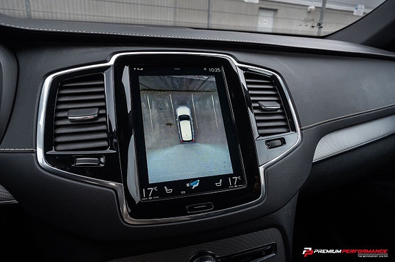 Volvo XC90 18 of 27