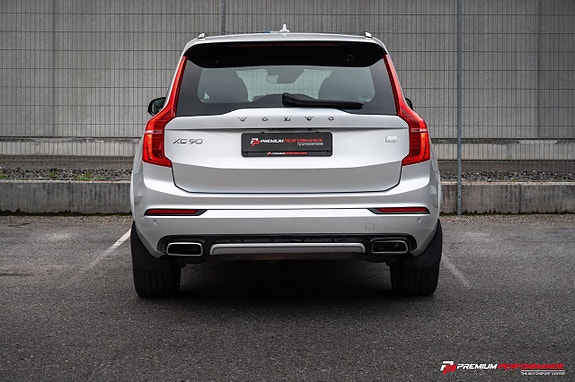 Volvo XC90 6 of 27
