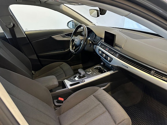Audi A4 8 of 10