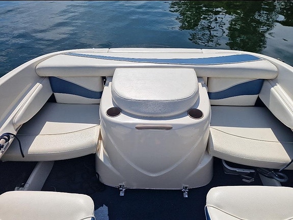 Bayliner 2152 Capri DC 10 of 13