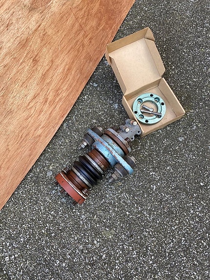 Product image 1 of 2