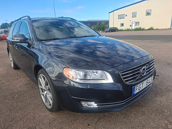 Volvo V70 4 of 10