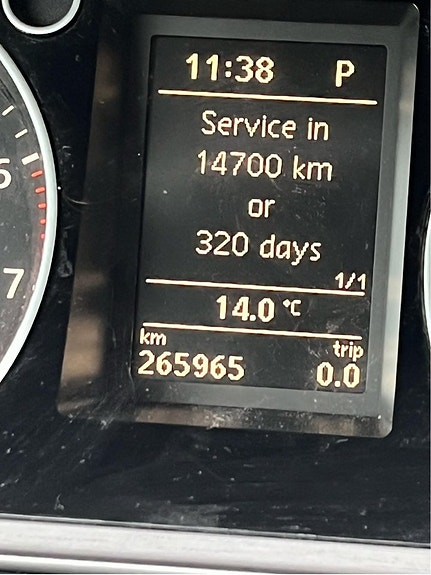 Volkswagen Passat 3 of 5