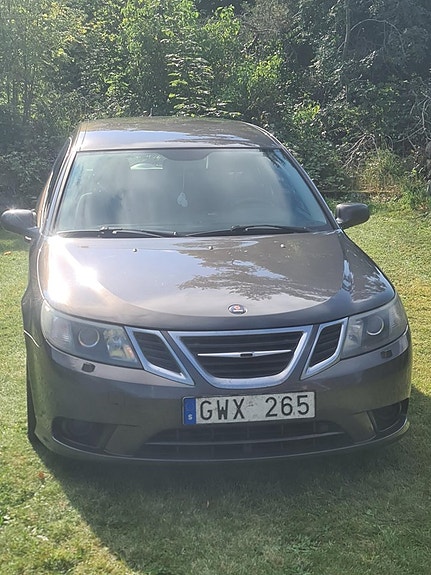 Saab 9-3 2 of 5