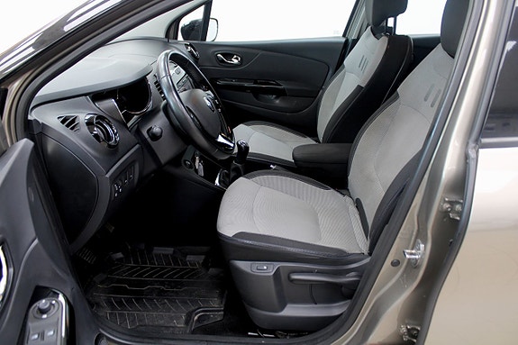 Renault Captur 7 of 24
