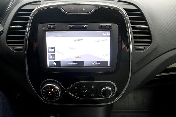 Renault Captur 12 of 24
