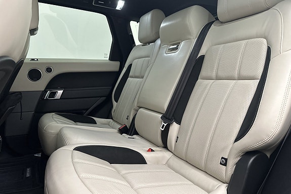Land Rover Range Rover Sport 20 of 30