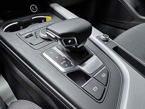 Audi A4 17 of 23