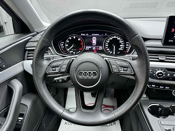 Audi A4 15 of 23