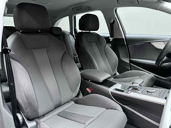 Audi A4 14 of 23