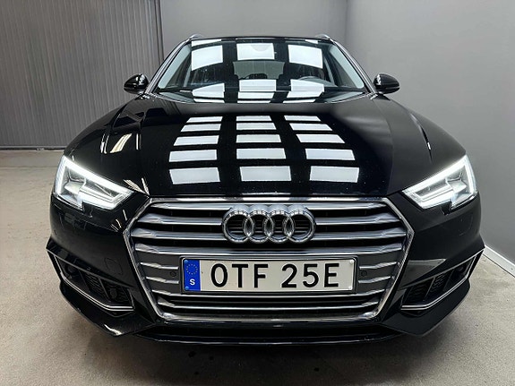Audi A4 8 of 23