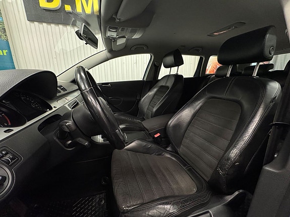Volkswagen Passat 8 of 21