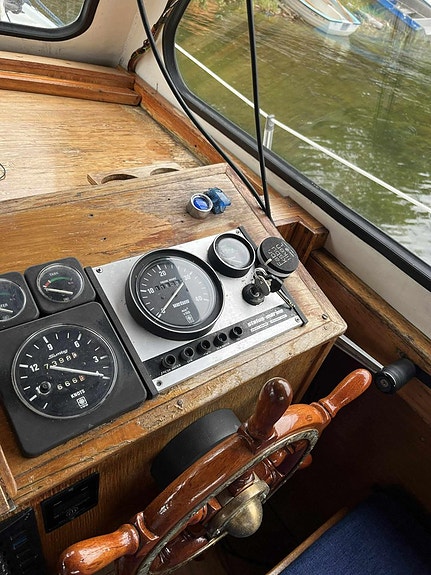 Caravelle 33 – Flytande sommarstuga med diesel 5 of 9