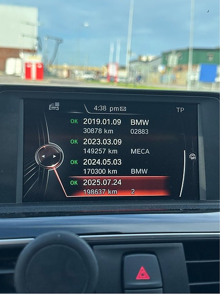BMW 320 15 of 15