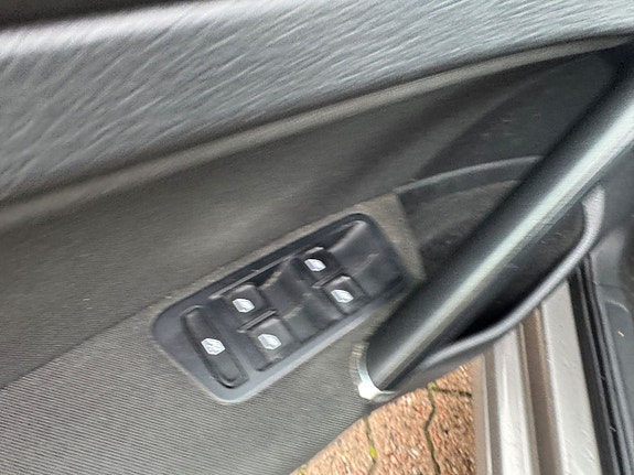 Volkswagen Golf I 13 of 15