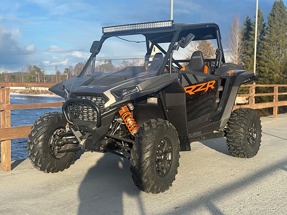 Polaris RZR Xp 1000