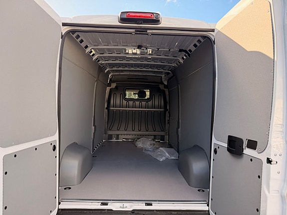 Peugeot Boxer 10 of 10