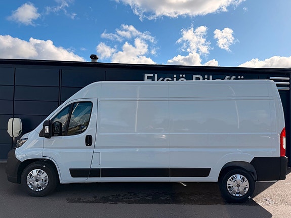 Peugeot Boxer 2 of 5