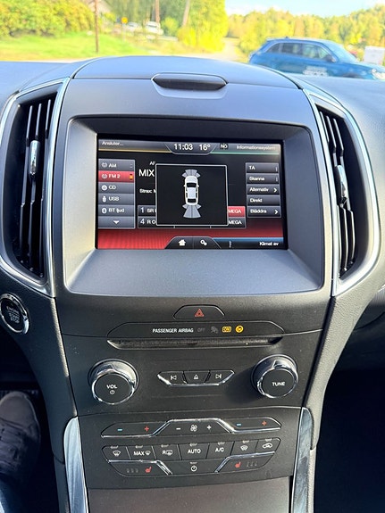 Ford S-MAX 17 of 18