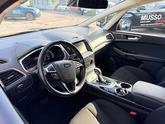 Ford S-MAX 13 of 18