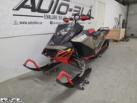 Ski-Doo Summit Expert 850 Turbo 154" 2 of 5