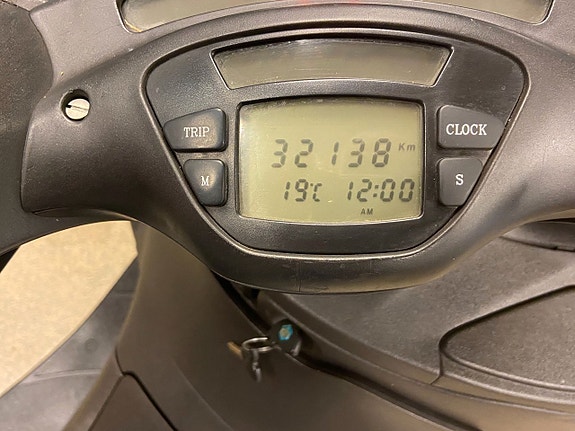 Piaggio X9 500 Ny- Besiktigas Ny servad Ny  Bromsbelägg 5 of 5