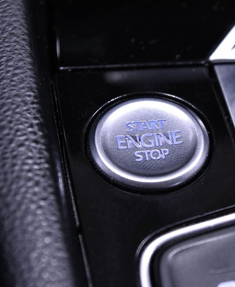 Volkswagen Passat 12 of 19