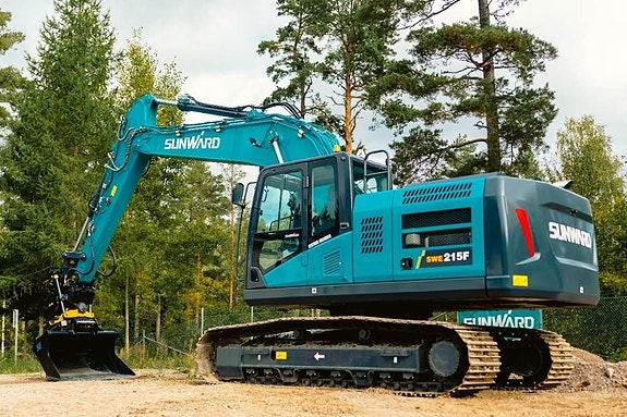 Sunward SWE215F 5A Grävmaskin 4 of 12