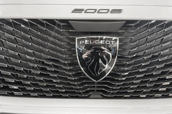 Peugeot 2008 8 of 10