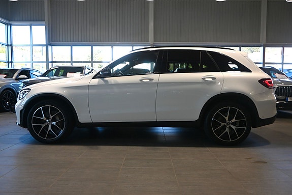 Mercedes-Benz GLC220 d 2 of 5