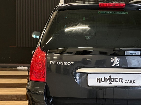 Peugeot 307 SW 11 of 26
