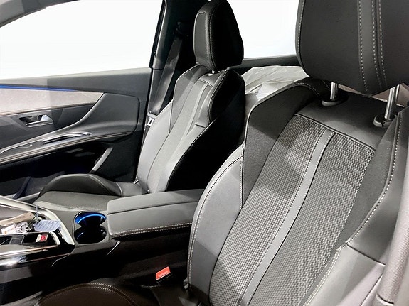 Peugeot 3008 5 of 5