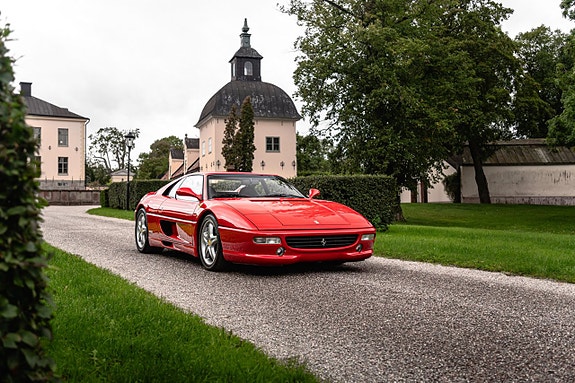 Ferrari 355