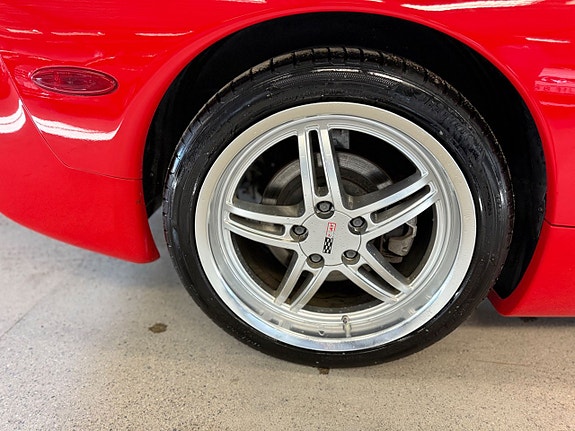 Chevrolet Corvette 9 of 15