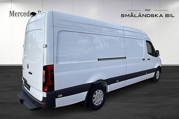 Mercedes-Benz eSprinter 420 5 of 15