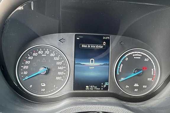 Mercedes-Benz eSprinter 420 11 of 15
