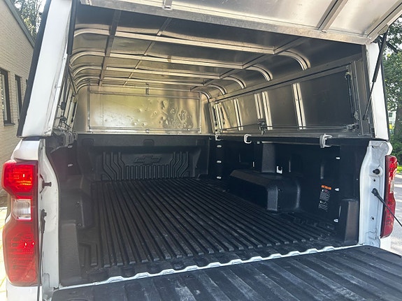 Chevrolet Silverado 1500 7 of 22