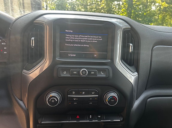 Chevrolet Silverado 1500 19 of 22