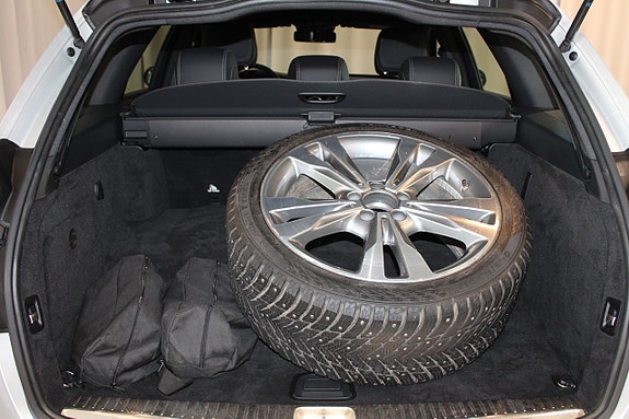 Mercedes-Benz C300 de 23 of 27