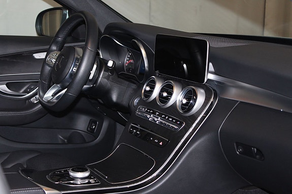 Mercedes-Benz C300 de 20 of 27
