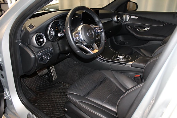 Mercedes-Benz C300 de 16 of 27