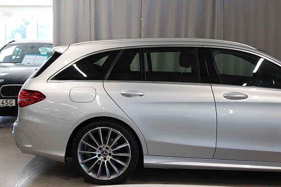 Mercedes-Benz C300 de 7 of 27