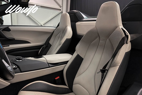 BMW i8 14 of 26
