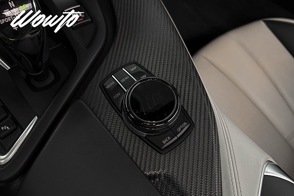 BMW i8 16 of 26