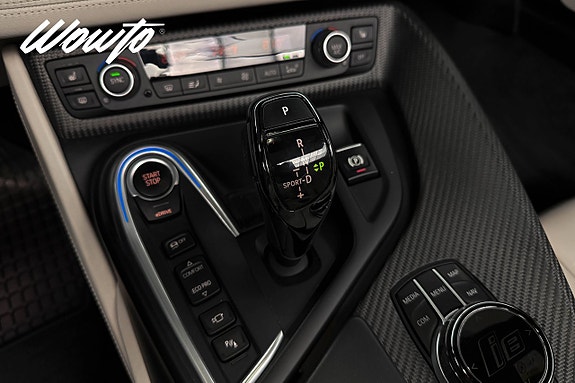 BMW i8 17 of 26