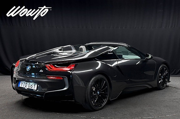BMW i8 6 of 26