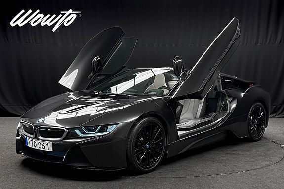 BMW i8 2 of 26