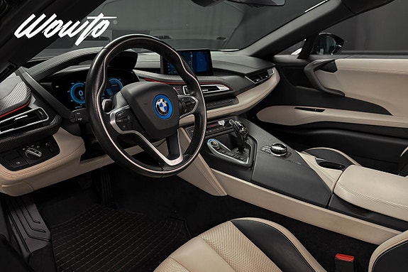 BMW i8 10 of 26