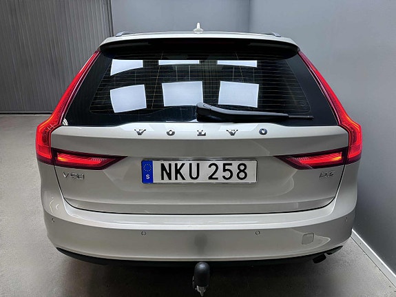 Volvo V90 4 of 21