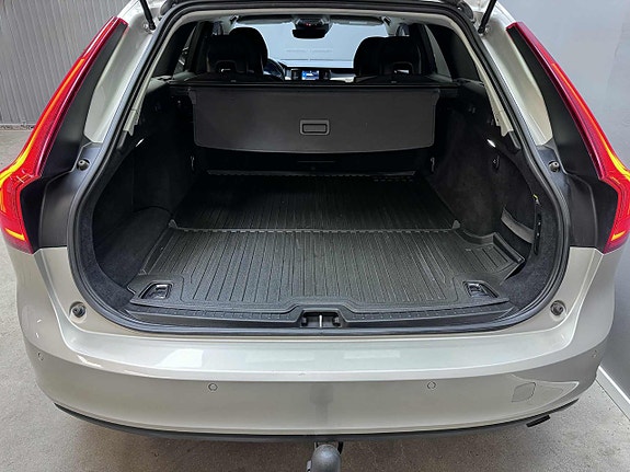 Volvo V90 10 of 21
